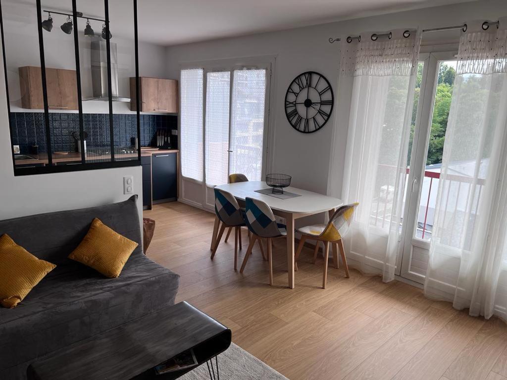 T2 Centre Ville, Soulages, Amphitheatre - Wifi Clim Balcon Parking Rodez Buitenkant foto